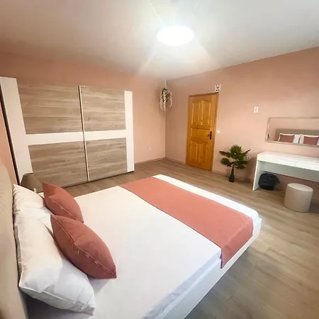 къща росена - за гости Pensjonat 3*