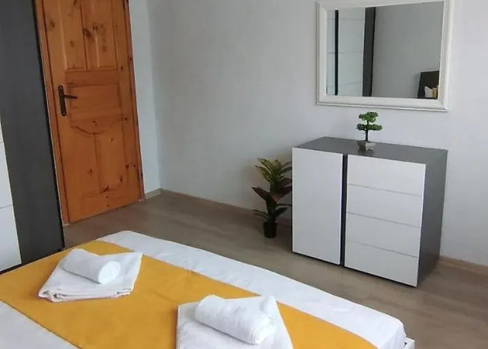 Къща за гости къща росена - за гости 3*