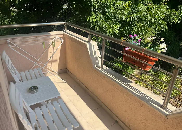 къща росена - за гости 3*